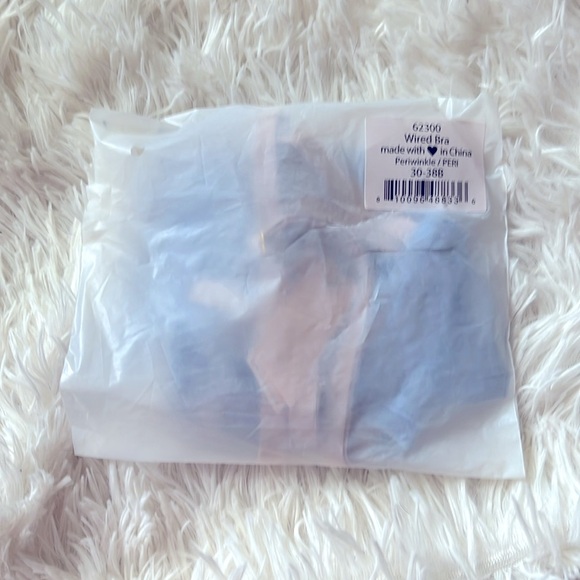 HAH Periwinkle Wired Bra Adjustable Double Strap 30–38B NWT - Picture 11 of 11
